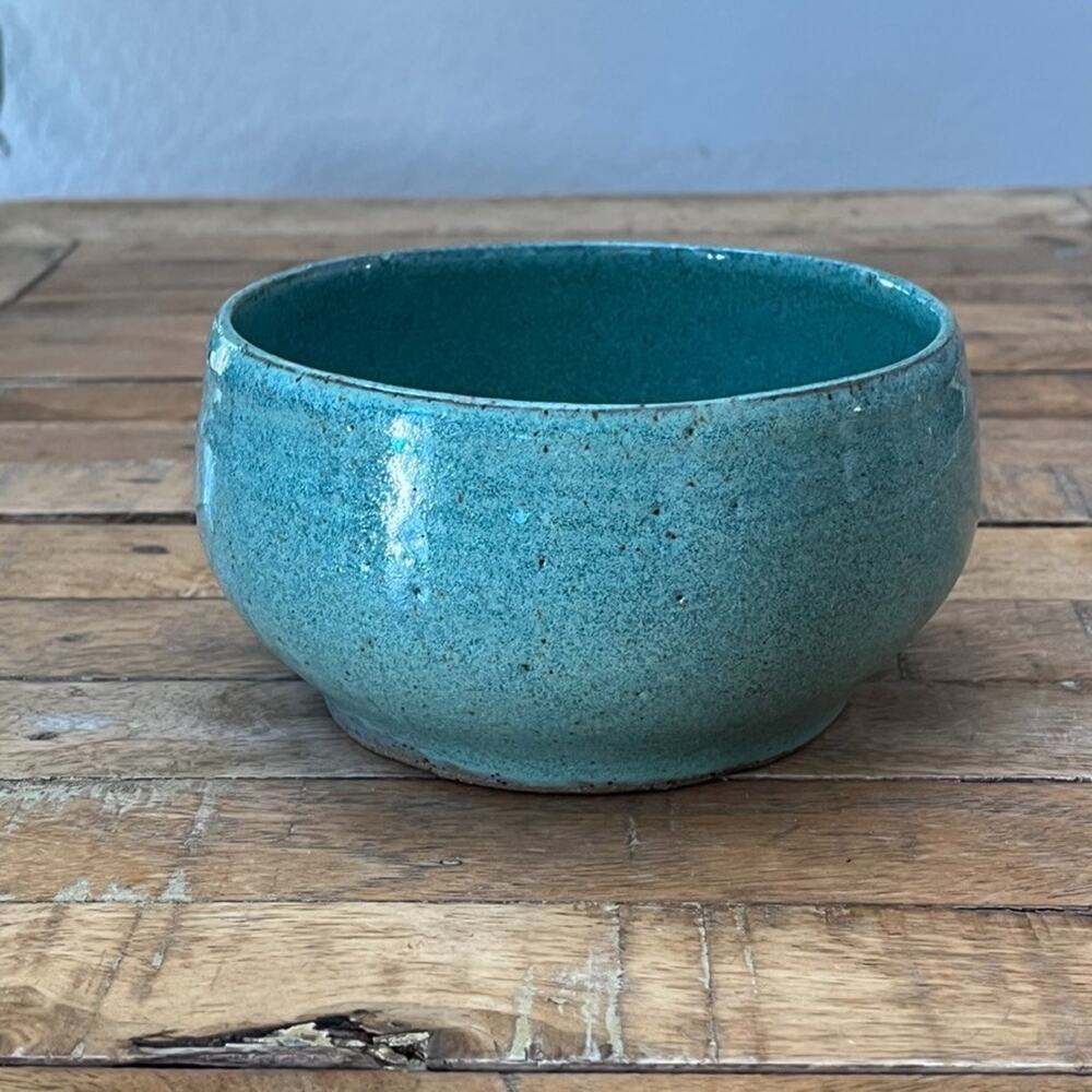 Art Studio Hand-thrown Ceramic Bowl 5.75" Turquoise Glaze Artist Signed